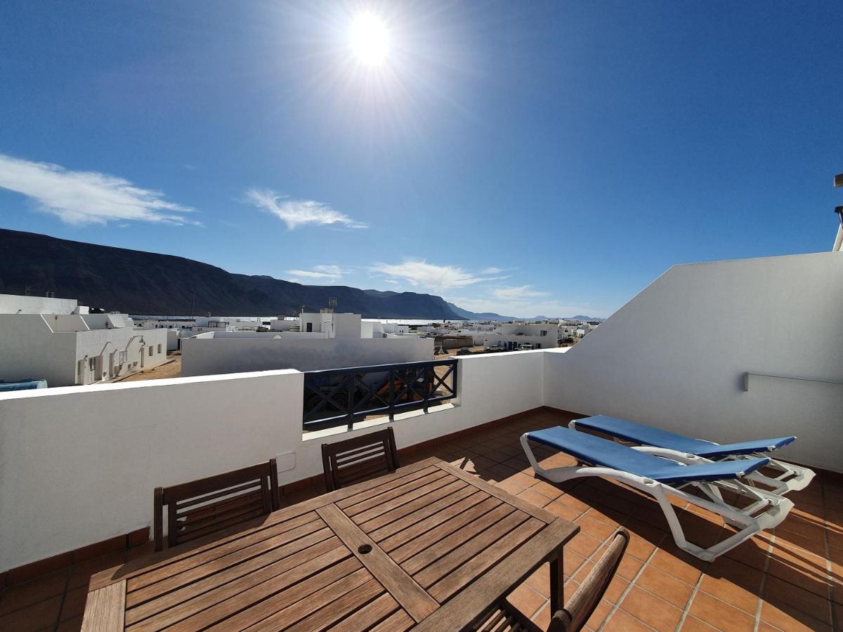 Apartamentos Graciosamar Caleta de Sebo Dış mekan fotoğraf